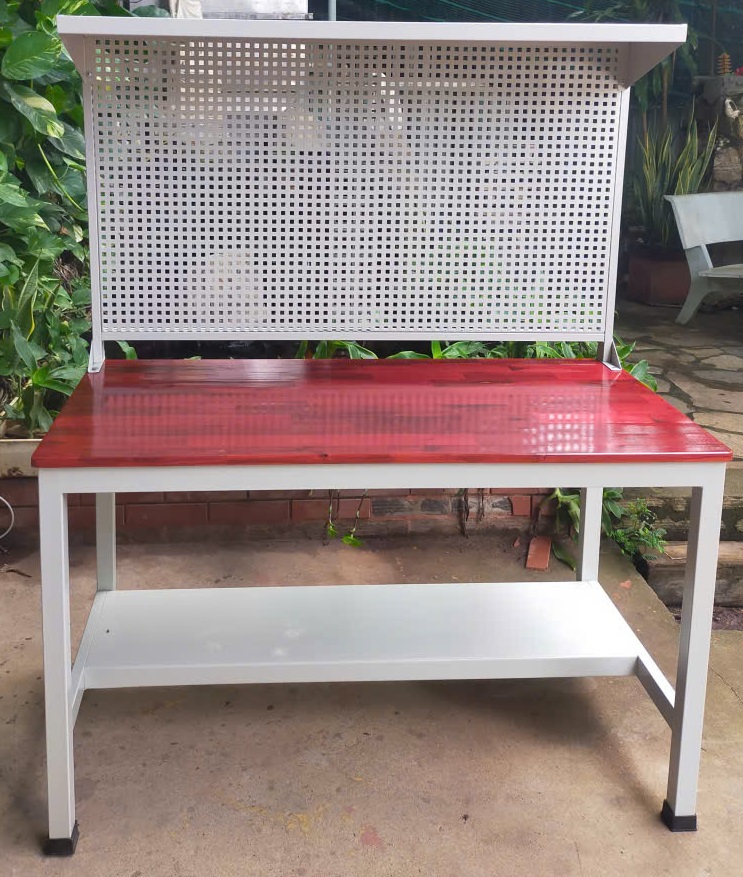 Bàn làm việc mặt gỗ 