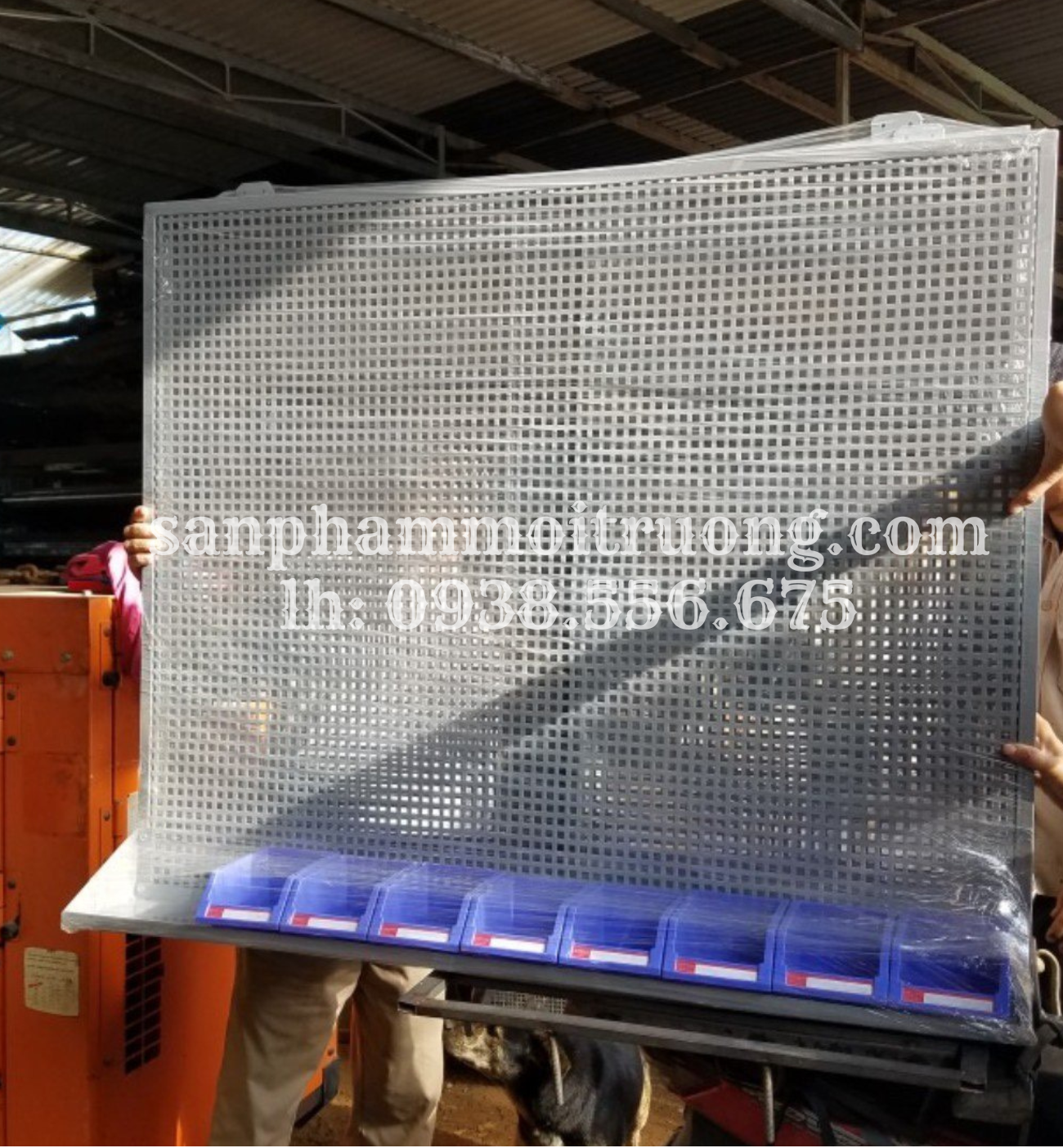 Bảng treo dụng cụ TLTBT12