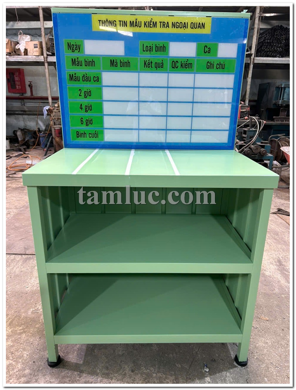 Bàn kiểm hàng