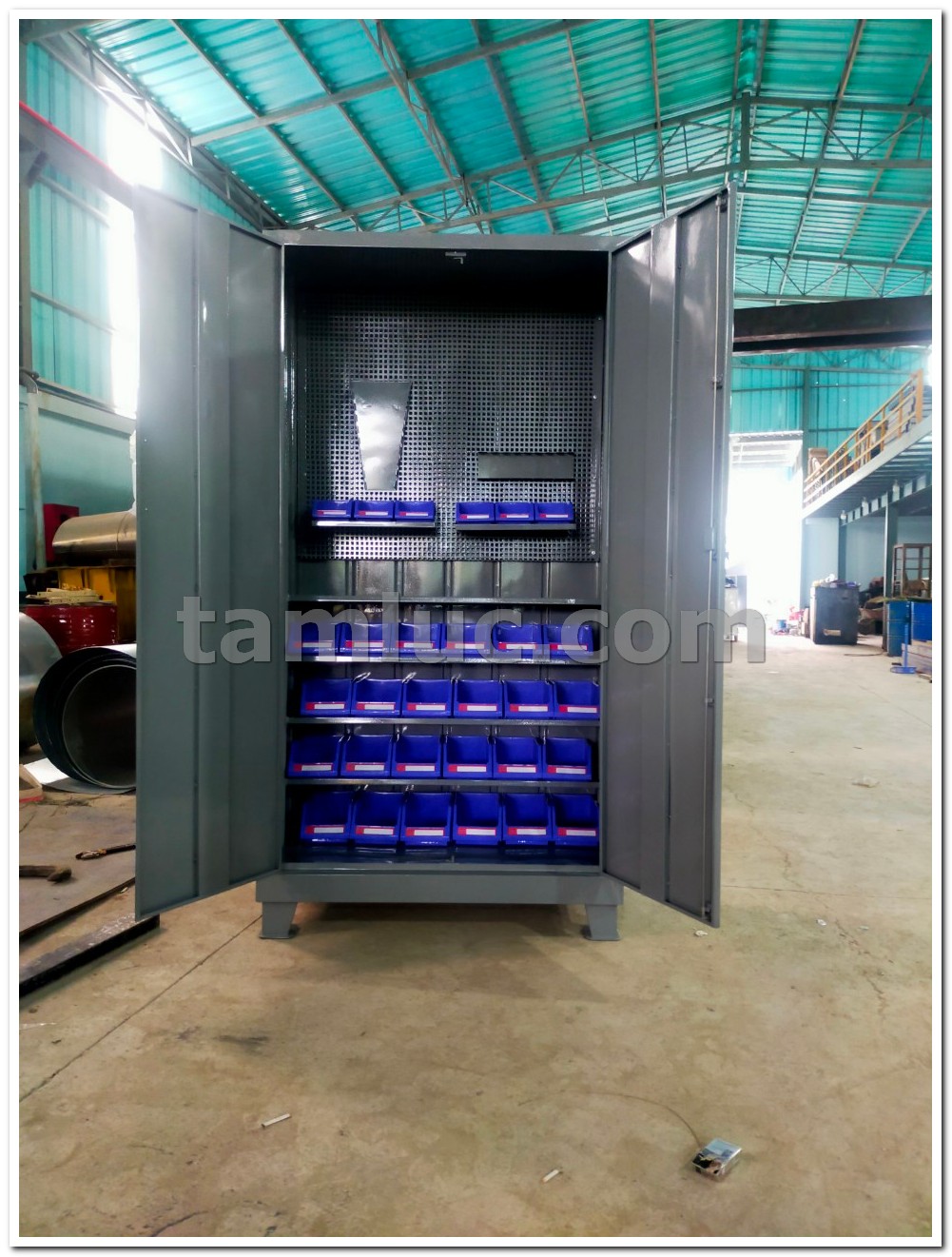 TỦ ĐỰNG DỤNG CỤ KẾT HỢP TLT04